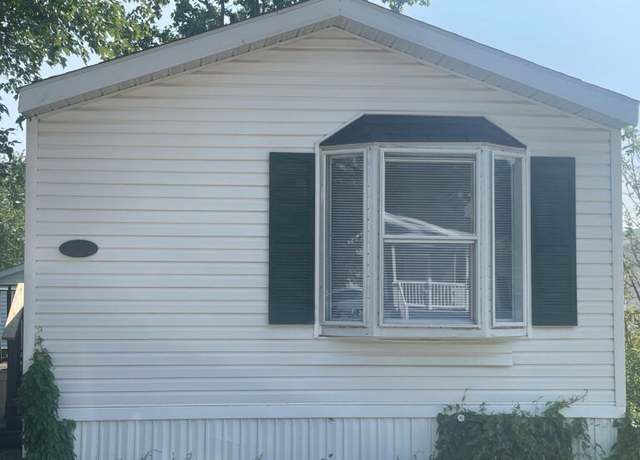 Property at 10054 Springfield Circle Site #255, Davisburg, MI 48350, 3 beds, 1 bath