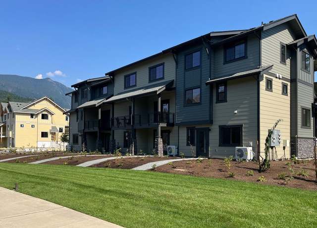 Property at 1287 Waterfall Way SE, North Bend, WA 98045, 3 beds, 3 baths