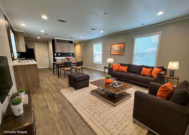 Property at 3 Bed 2 Bath Single Section Plan, Conroe, TX 77301, 3 beds, 2 baths