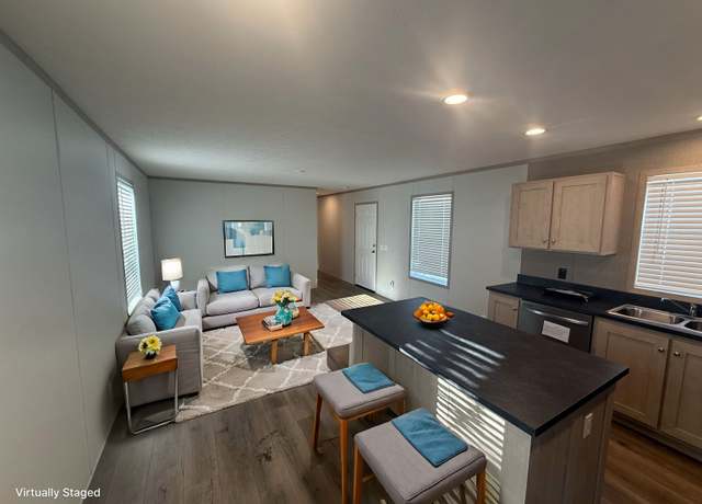 Property at 7171 W 60th St #26, Davenport, IA 52804, 3 beds, 2 baths