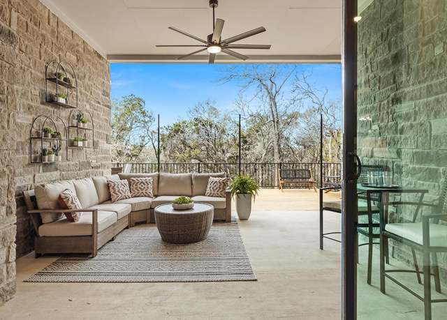 Property at 18725 Brady Clearing Ln, Austin, TX 78738, 4 beds, 3.5 baths
