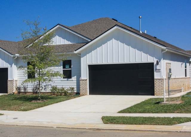 Property at 2253 Holmesburg Pvt Cir, Gallatin, TN 37066, 2 beds, 2 baths