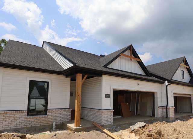 Property at 5717 White Pine Ln, Fairfield Township, OH 45011, 3 beds, 3 baths