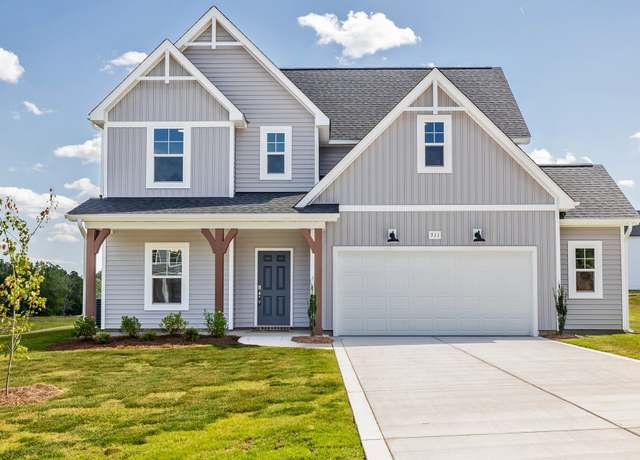Property at 511 Log Pond Rd, Fayetteville, NC 28311, 3 beds, 2.5 baths