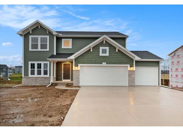 Property at 736 Petoskey Stone Dr, Byron Center, MI 49315, 4 beds, 2.5 baths