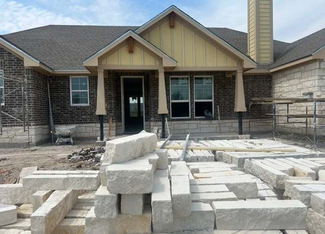 Property at 2463 Blackjack Oak Rd, Terrell, TX 75161, 4 beds, 2 baths