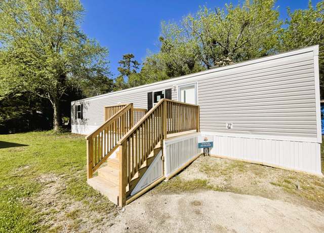 Property at 1200 N 20th St #25, Morehead City, NC 28557, 2 beds, 1 bath
