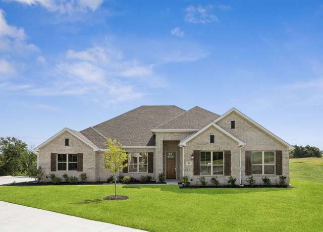 Property at 101 Paradise Cv, Waxahachie, TX 75165, 4 beds, 2.5 baths
