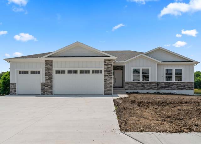 Property at 716 W Solomon Dr, Lone Jack, MO 64086, 3 beds, 2 baths