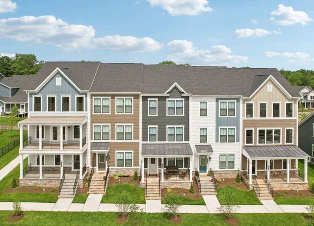 Property at 18315 Fox Crossing Ter, Leesburg, VA 20176, 3 beds, 2.5 baths