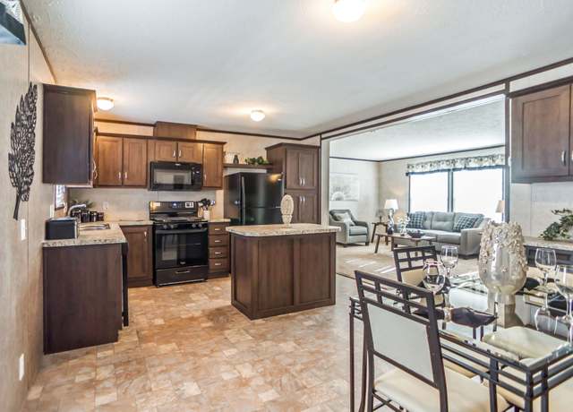 Property at 5348 Pavilion #238, Kalamazoo, MI 49048, 3 beds, 2 baths