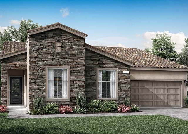 Property at 1487 N Frontier St, Hanford, CA 93230, 3 beds, 3 baths