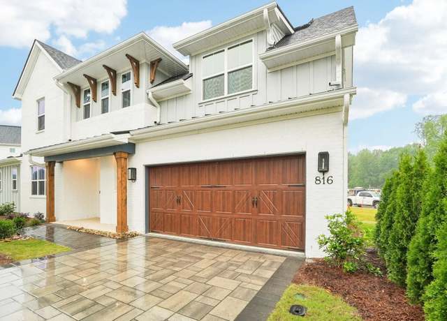 Property at 816 Terra Dr, Tega Cay, SC 29708, 4 beds, 3.5 baths