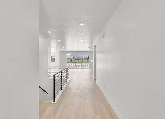 Property at 6211 W Wapiti Ridge Ln, Herriman, UT 84096, 3 beds, 2.5 baths