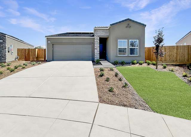 Property at 1091 Shasta Way W, Madera, CA 93636, 4 beds, 2 baths