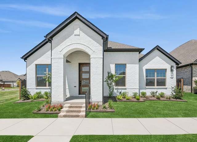Property at 1005 Peach Blossom Ave, Crowley, TX 76036, 3 beds, 2.5 baths