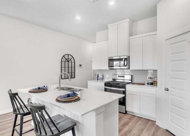 Property at DENTON Plan, Maumelle, AR 72113, 3 beds, 2 baths
