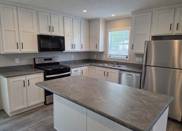 Property at 2507 W Lindsay Ct Plan, Highland, MI 48357, 3 beds, 2 baths