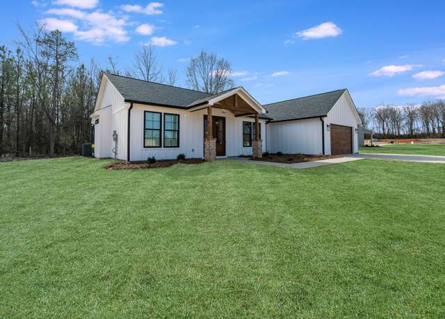 Property at 27711 Taylor Ln, Albemarle, NC 28001, 3 beds, 2.5 baths