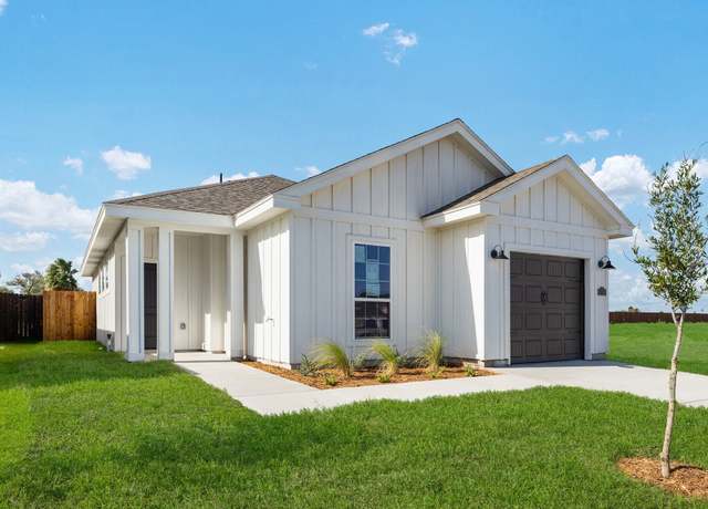 Property at 113 San Antonio Dr, Weslaco, TX 78599, 3 beds, 2 baths