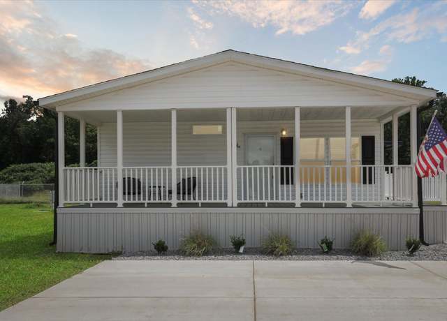 Property at Clayton 77 River Bluff Estates Plan, Memphis, TN 38128, 3 beds, 2 baths