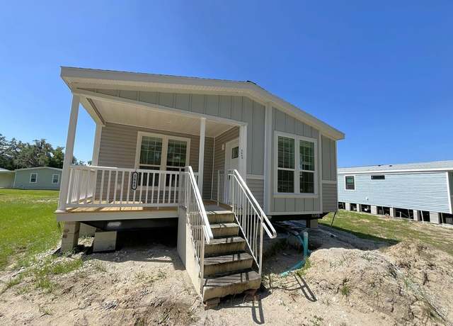 Property at 5668 Woodford St, Brooksville, FL 34601, 3 beds, 2 baths