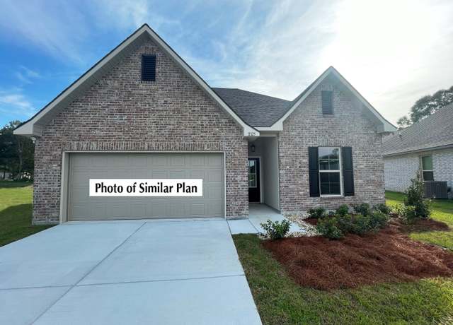 Property at 4862 Bonneville St, Pace, FL 32571, 4 beds, 3 baths