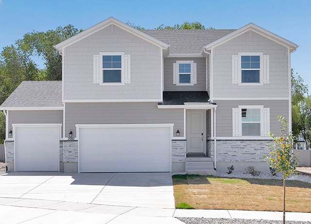 Property at 8635 N Halloran Ct, Lake Point, UT 84074, 4 beds, 2.5 baths