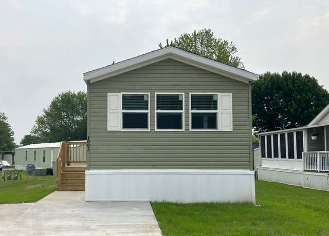 Property at 1003 S Park Dr #1003, Brookfield, OH 44403, 3 beds, 2 baths