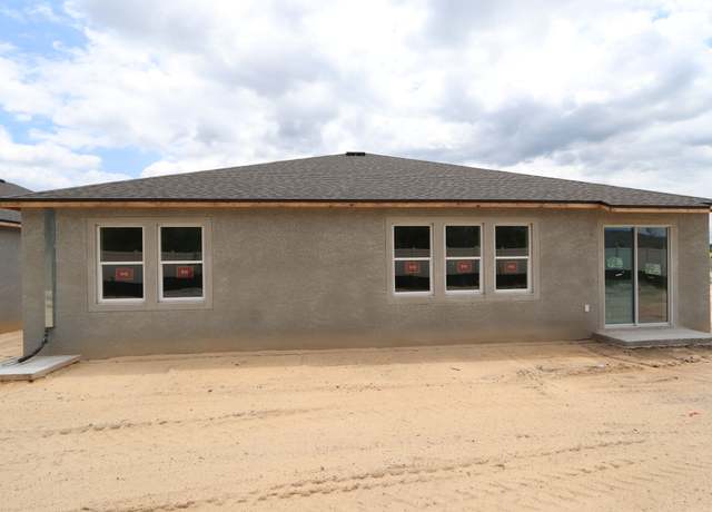 Property at 375 Hillshire Pl, Spring Hill, FL 34609, 4 beds, 3 baths
