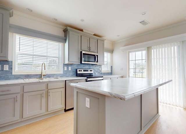 Property at 25501 Trost Blvd Unit 14-10, Bonita Springs, FL 34135, 2 beds, 2 baths