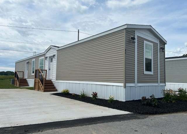 Property at 7042 W Main Road Site #41, Lima, NY 14485, 3 beds, 2 baths