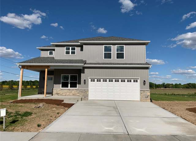 Property at 444 Foxtail Dr, Freeburg, IL 62243, 4 beds, 2.5 baths