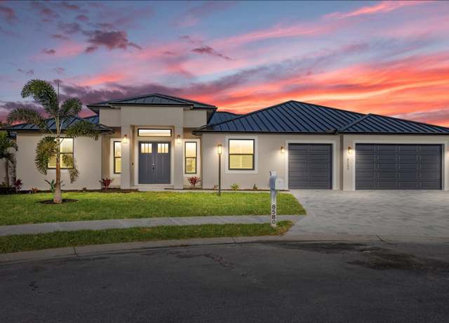 Property at The Duck Key Plan, North Port, FL 34288, 4 beds, 4.5 baths