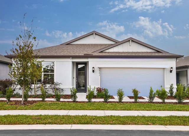 Property at Heston Plan, Wildwood, FL 34785, 4 beds, 2 baths