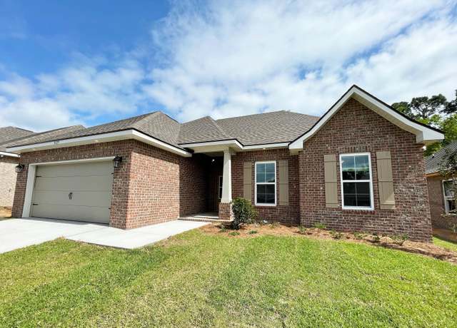 Property at 3127 Camphor Rd, Pensacola, FL 32526, 3 beds, 2 baths