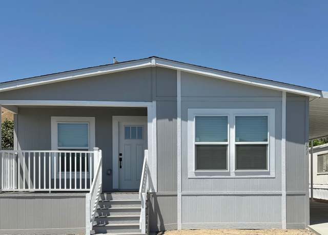 Property at 2200 W Wilson St #171, Banning, CA 92220, 3 beds, 2 baths