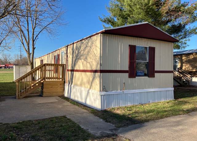 Property at 74 Cottonwood Dr #74, Mount Vernon, IL 62864, 3 beds, 1 bath