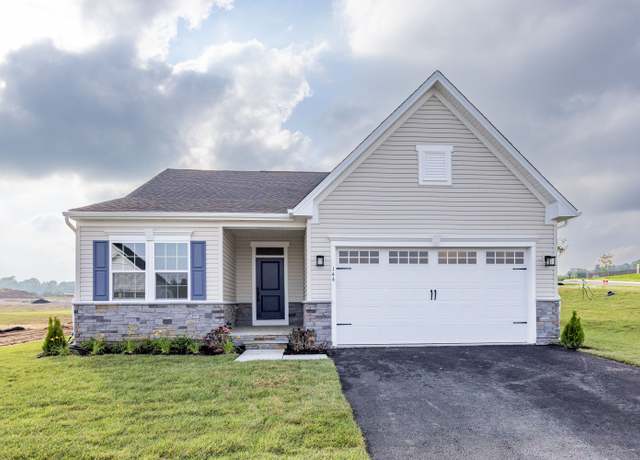 Property at 140 Gianna Dr, Elizabethtown, PA 17022, 3 beds, 3 baths