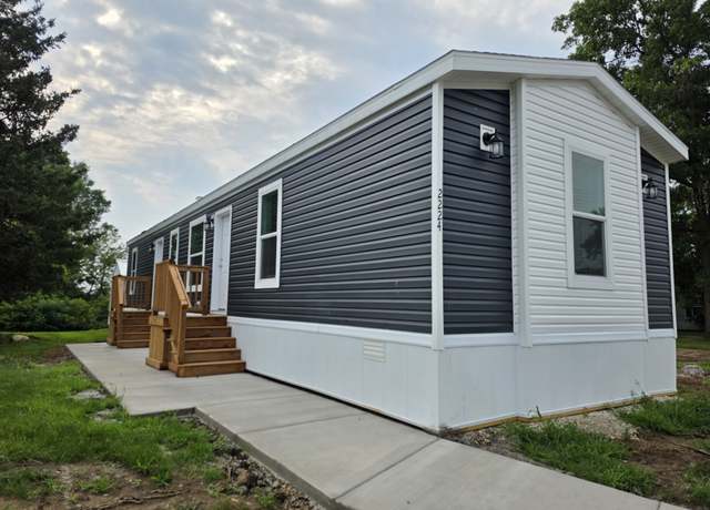 Property at 2224 Maclaren Dr Plan, Highland, MI 48357, 3 beds, 2 baths