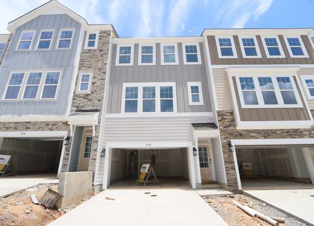 Property at 2714 Hunter Woods Dr, Apex, NC 27502, 4 beds, 3.5 baths