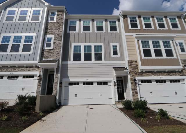 Property at 2714 Hunter Woods Dr, Apex, NC 27502, 4 beds, 3.5 baths