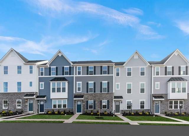 Property at 1162 Olivia Dr N, Oakdale, PA 15071, 3 beds, 2.5 baths