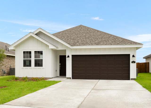 Property at 301 Houston Dr, Weslaco, TX 78599, 3 beds, 2 baths