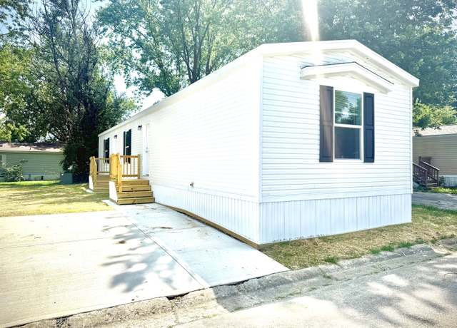 Property at 6409 Cromer Rd, Indianapolis, IN 46241, 3 beds, 2 baths