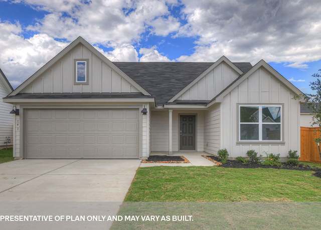 Property at 252 Las Lomas Dr, San Marcos, TX 78666, 3 beds, 2 baths
