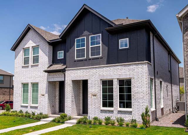 Property at 4704 Sparkling Ptwy, Haltom City, TX 76117, 3 beds, 2.5 baths