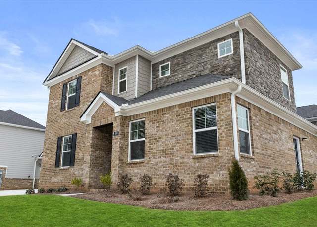 Property at 550 Silver Moon Dr, Loganville, GA 30052, 3 beds, 3 baths