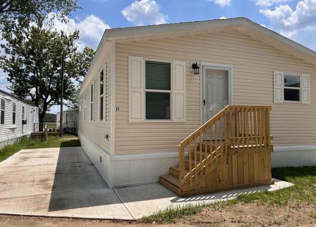 Property at 1237 N US Highway 27 #24, Portland, IN 47371, 3 beds, 2 baths