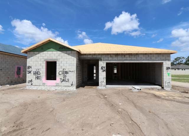 Property at 588 Hillshire Pl, Spring Hill, FL 34609, 3 beds, 2 baths